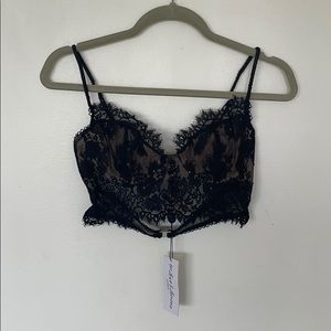 FOR LOVE & LEMONS x VICTORIA’S SECRET lace bra